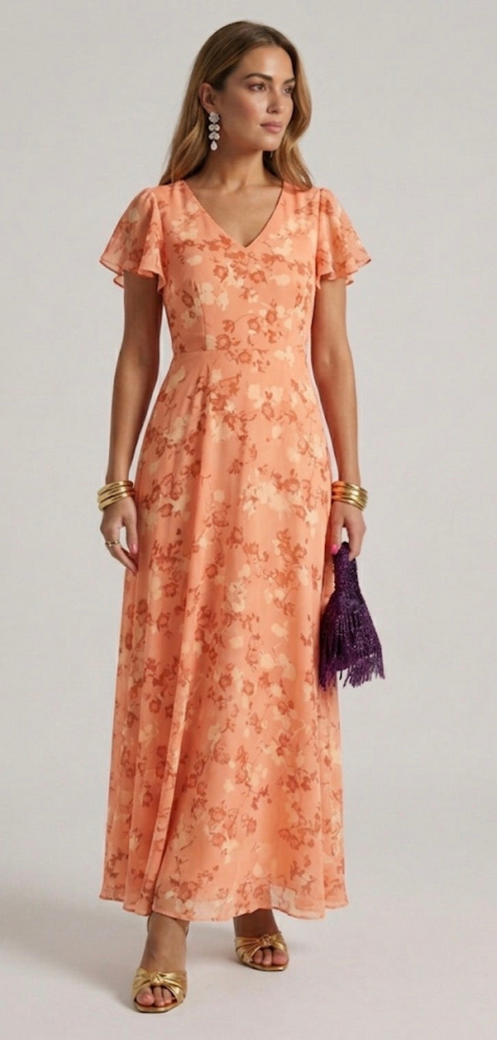 Glamorous dress that covers the belly