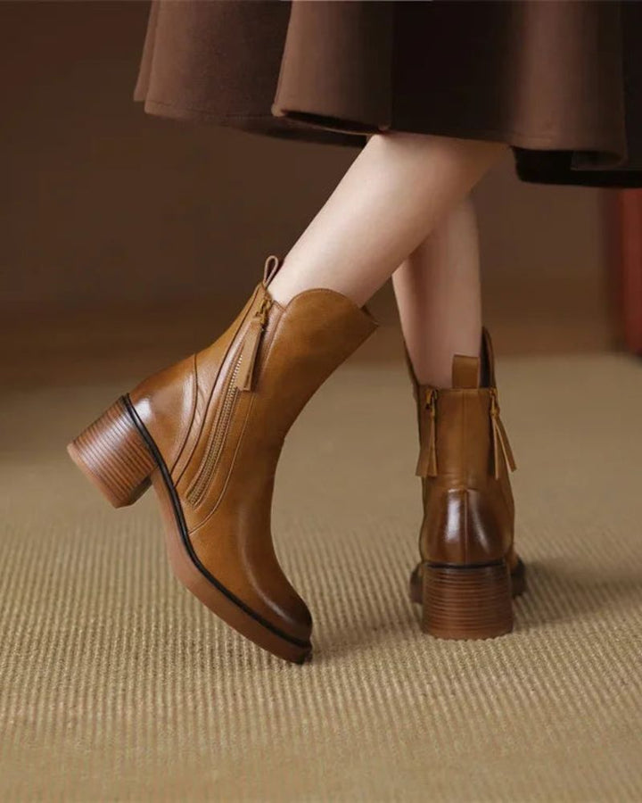 Fiorenza | Elegant Leather Ankle Boots - Helen & Olivia Manhattan
