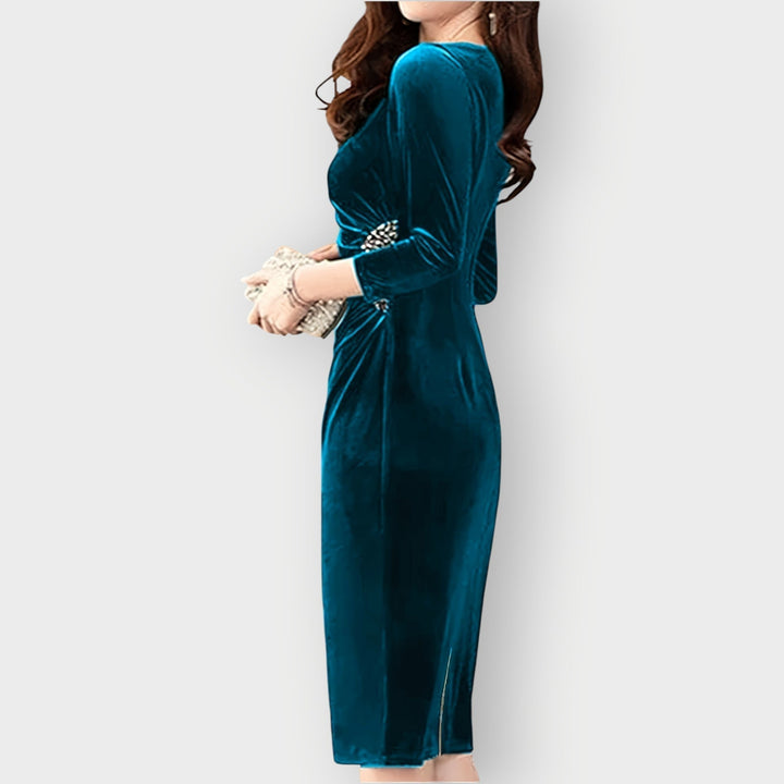 Temira | Dress in Velvet with Spacco