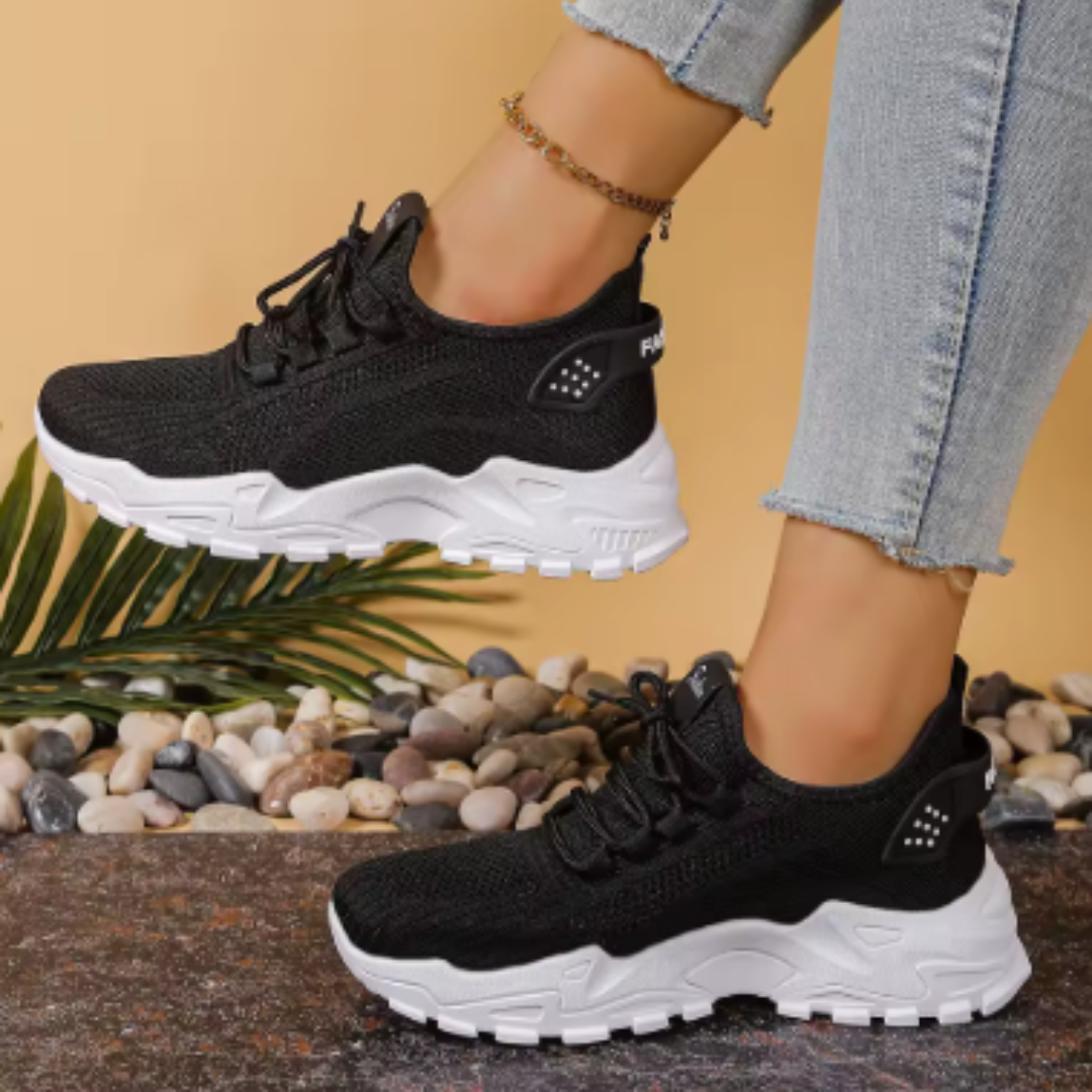 Delaney | Timeless Orthopedic Sneaker