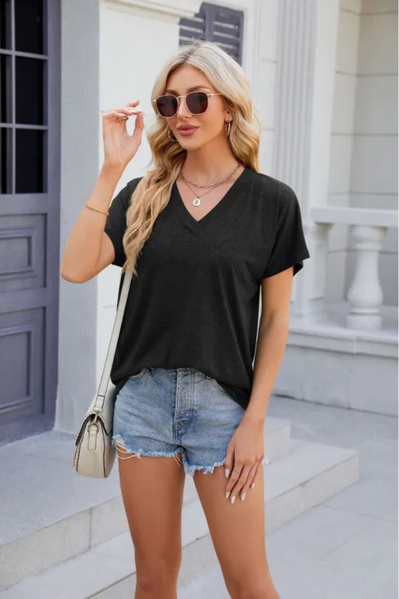 Amaroo | Easy V-Neck Cotton Blouse