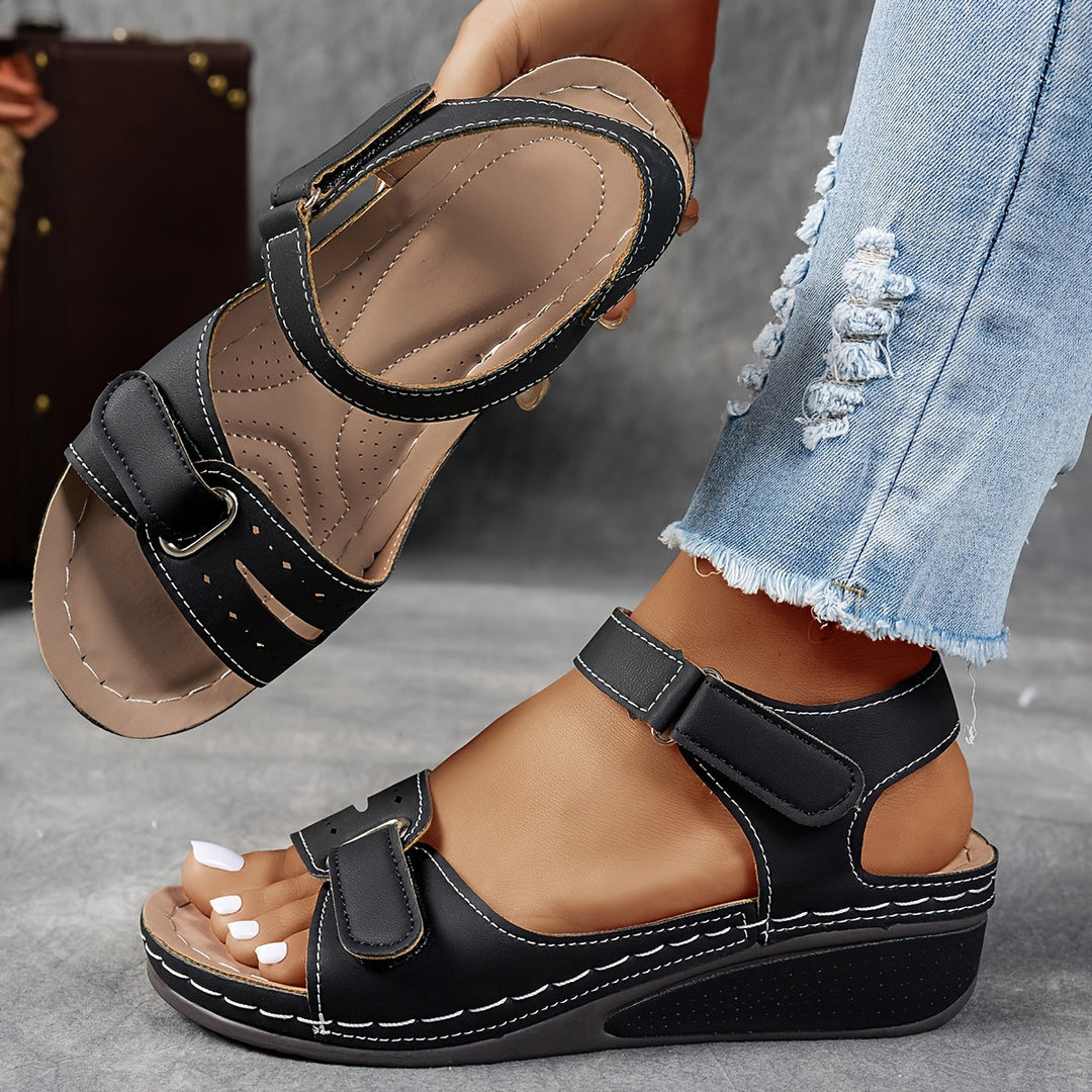 Nance | Simple Gray Summer Sandals