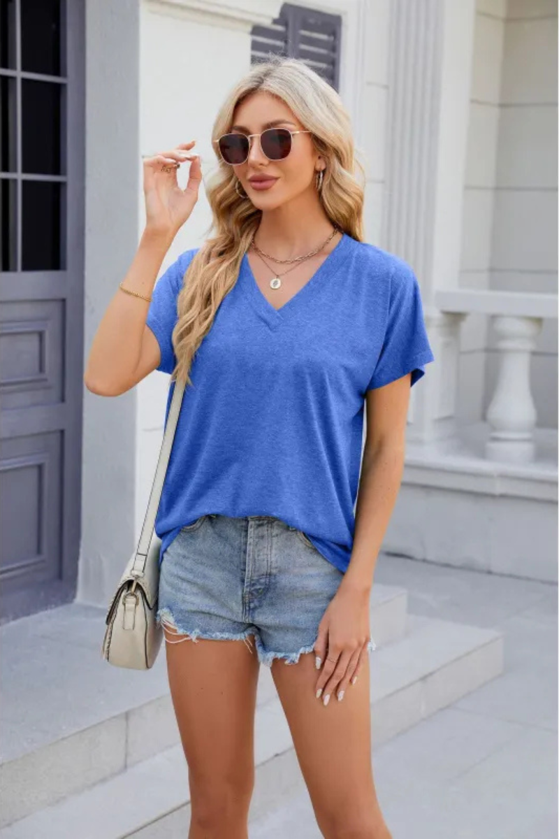 Amaroo | Easy V-Neck Cotton Blouse