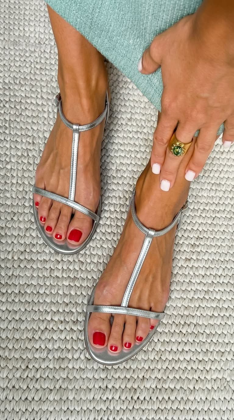 Pippa | Simple Gold Summer Sandals