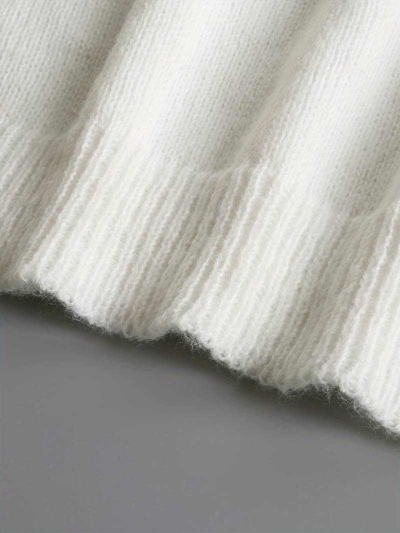 Mara | Plain Sweater with V-Neck and Buttons