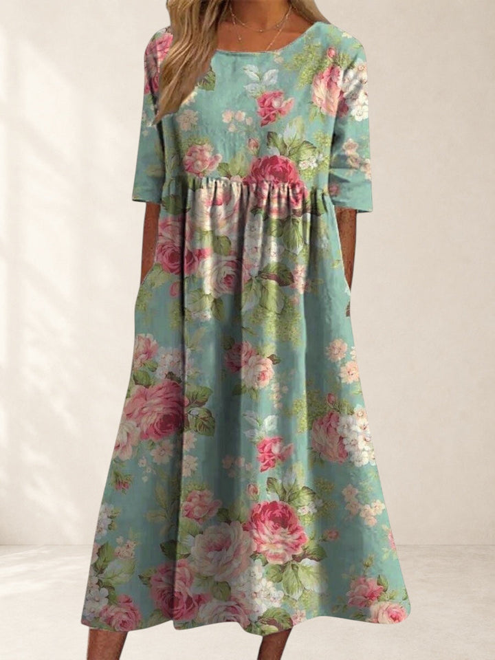 Djala | Flattering Dress