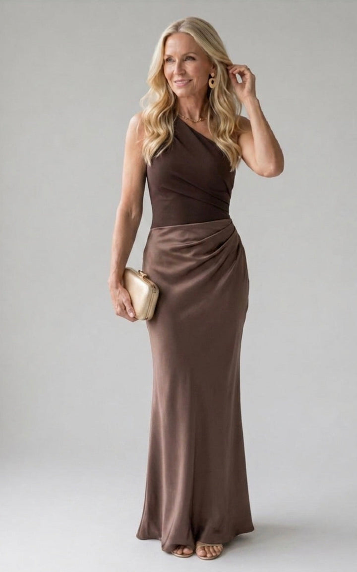 Maxi Dress with a Guilt in Satin