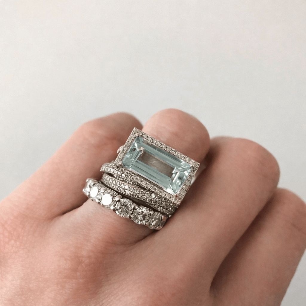 Thora | Vintage Silver Stackable Ring Completo