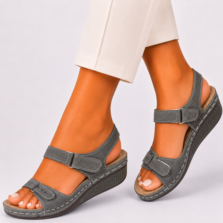 Nance | Simple Gray Summer Sandals