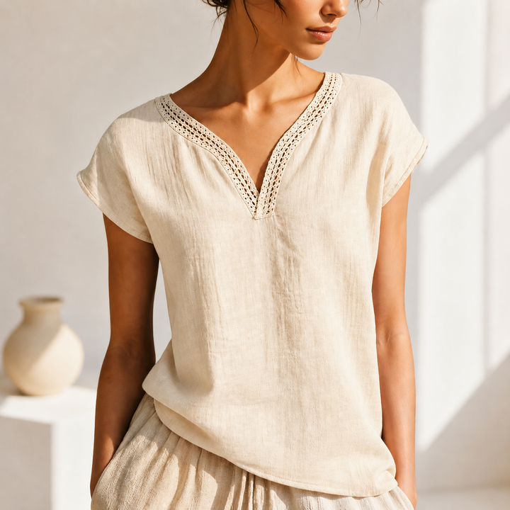 Elira | Relaxed V-Neck Top - Helen & Olivia Manhattan