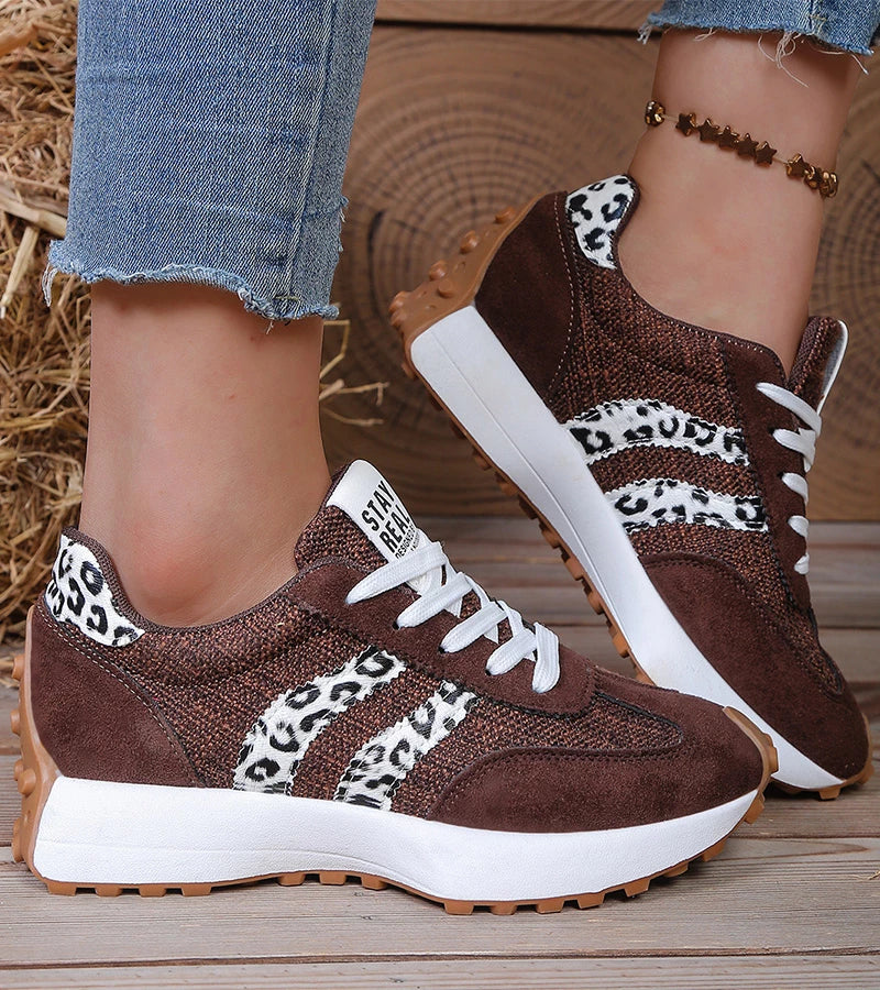 Daniela | Featherlight Orthopedic Sneaker
