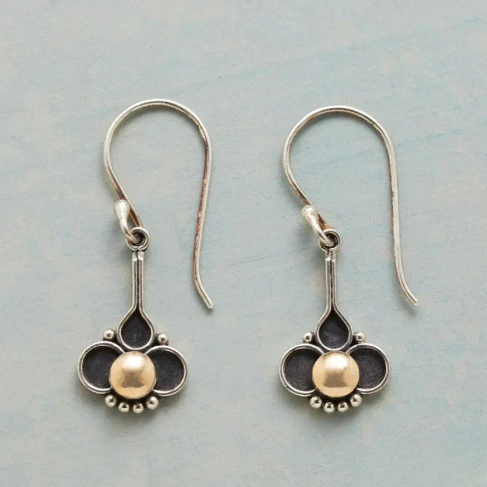 Xiola | Boho Clover Pearl Earrings