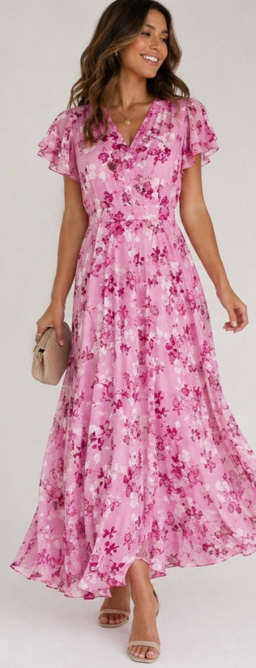 Glamorous dress that covers the belly