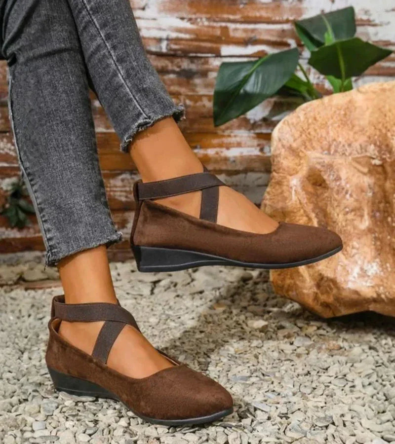 Odile | Closed Ballet Flats with Wedge Sole