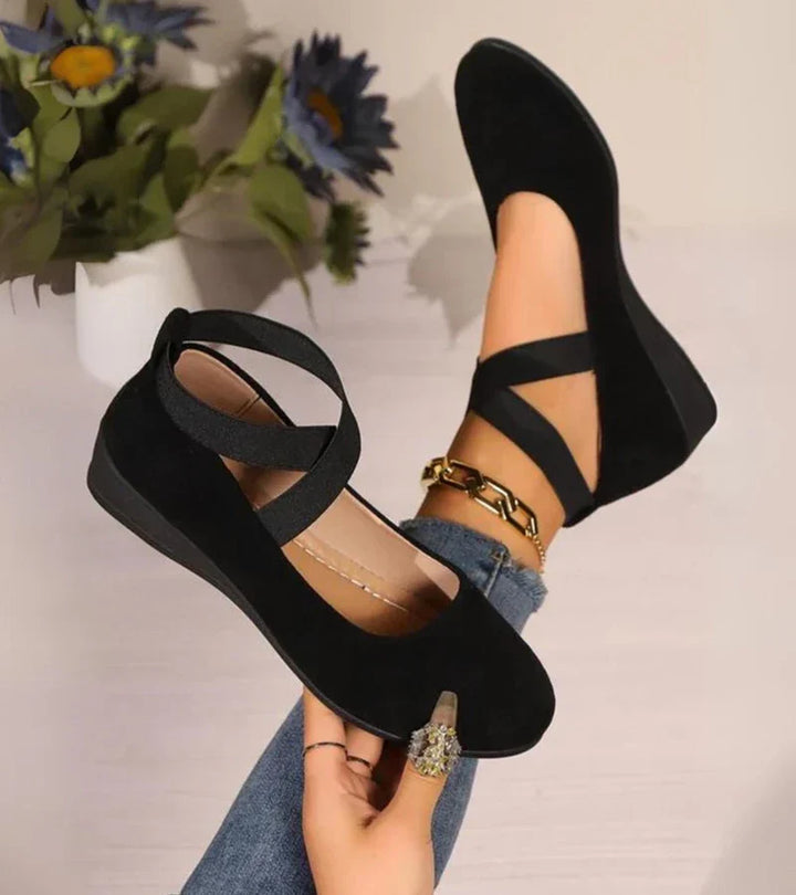 Odile | Closed Ballet Flats with Wedge Sole