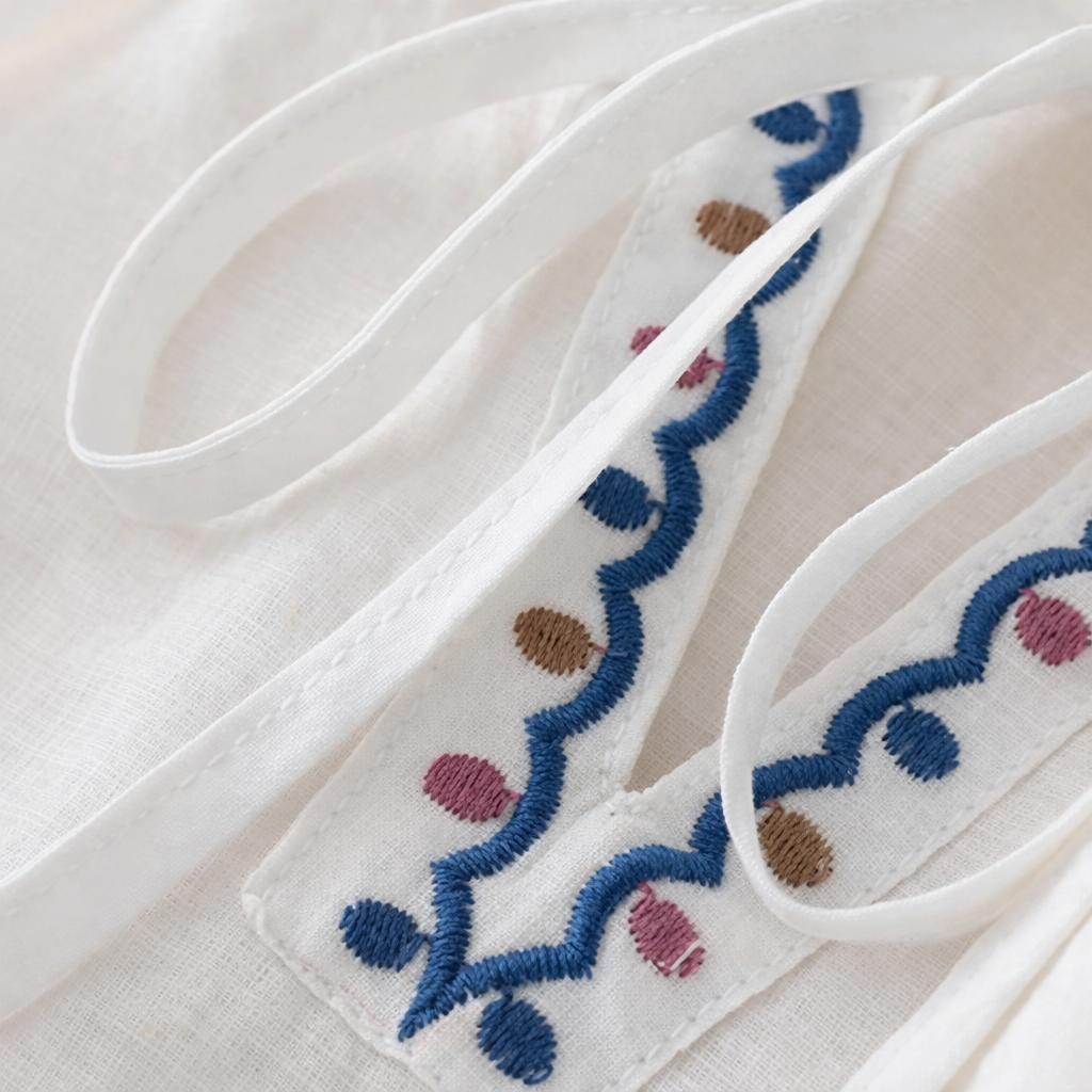 Emma | Linen Blouse - Helen & Olivia Manhattan