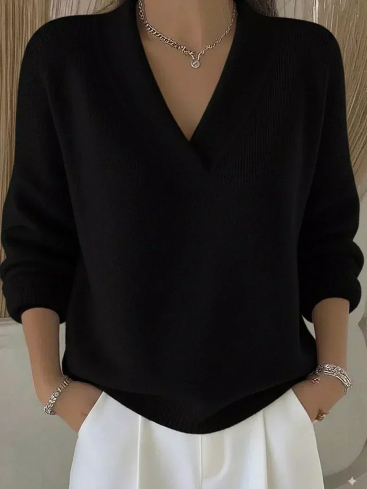 Vivelle | Relaxed V-Neck Sweater - Black