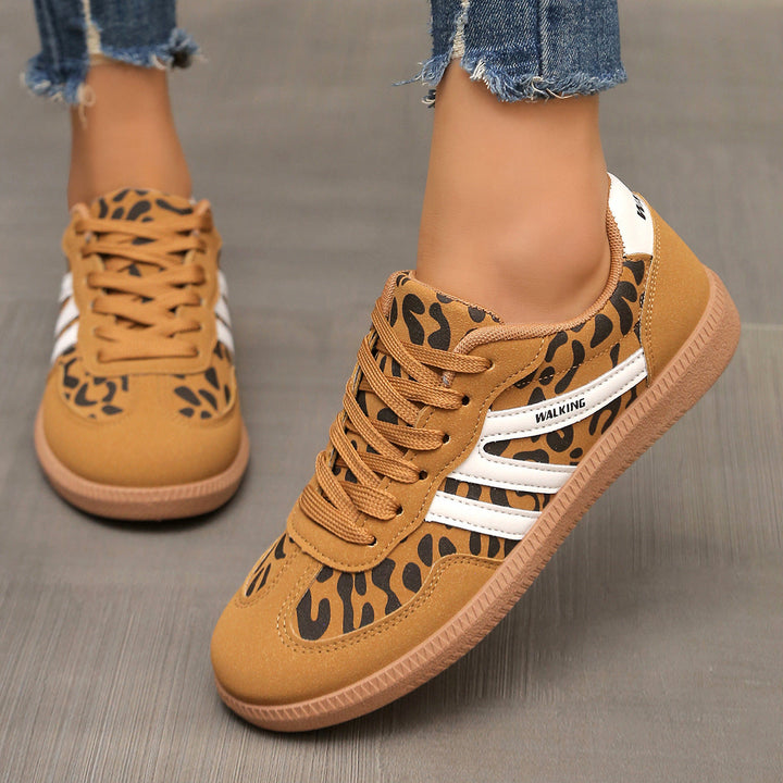 Della | Everyday Orthopedic Sneaker