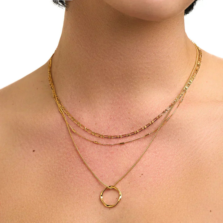 Three-Row Open Hoop Necklace in Gold