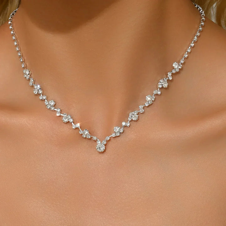 Necklace of Mariage Elegant with Diamants