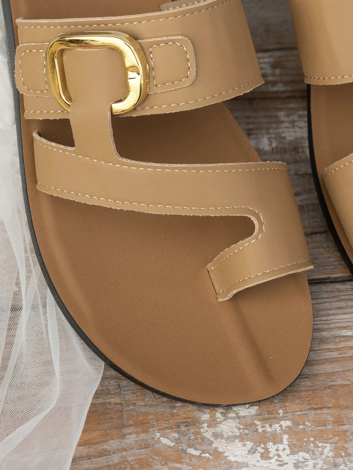 Berwyn | Simple Buckle Gold Summer Sandals