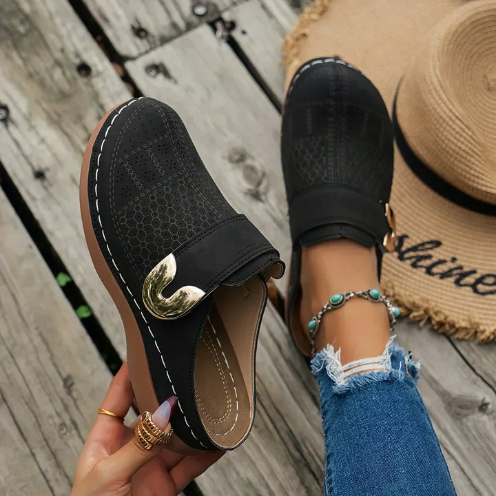 Caprielle | Sandals A Sole Wedge Chic - Black