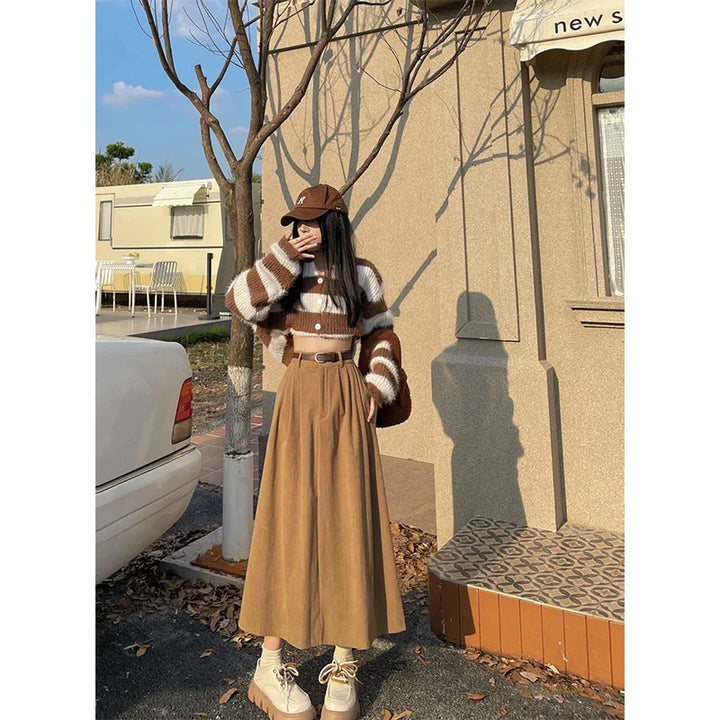 Estelle | Classic Belt Corduroy Midi Skirt