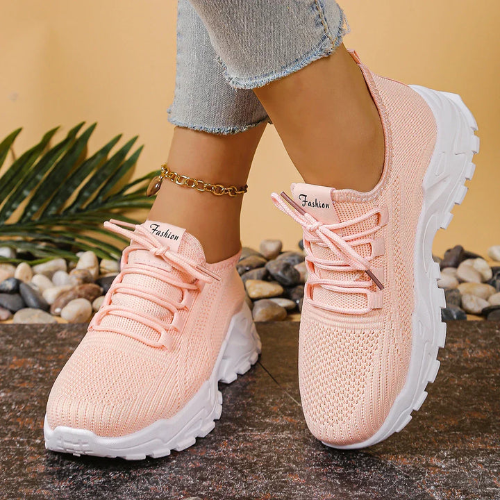 Delaney | Timeless Orthopedic Sneaker