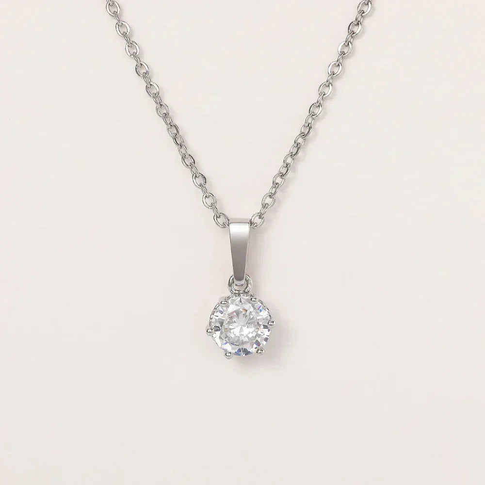 Necklace Classic with Pendant in Zirconia