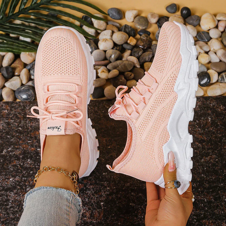 Delaney | Timeless Orthopedic Sneaker