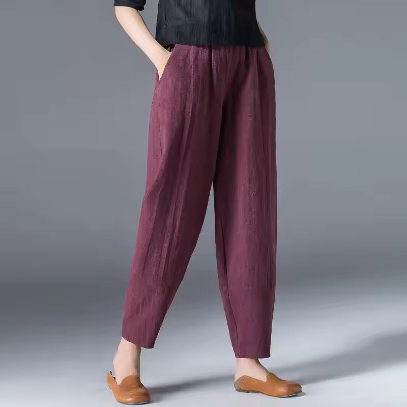 Irene | Leggero Summer Pants with Pleated Front