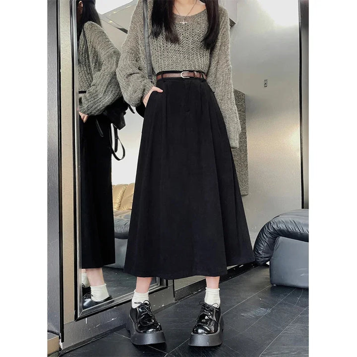 Estelle | Classic Belt Corduroy Midi Skirt
