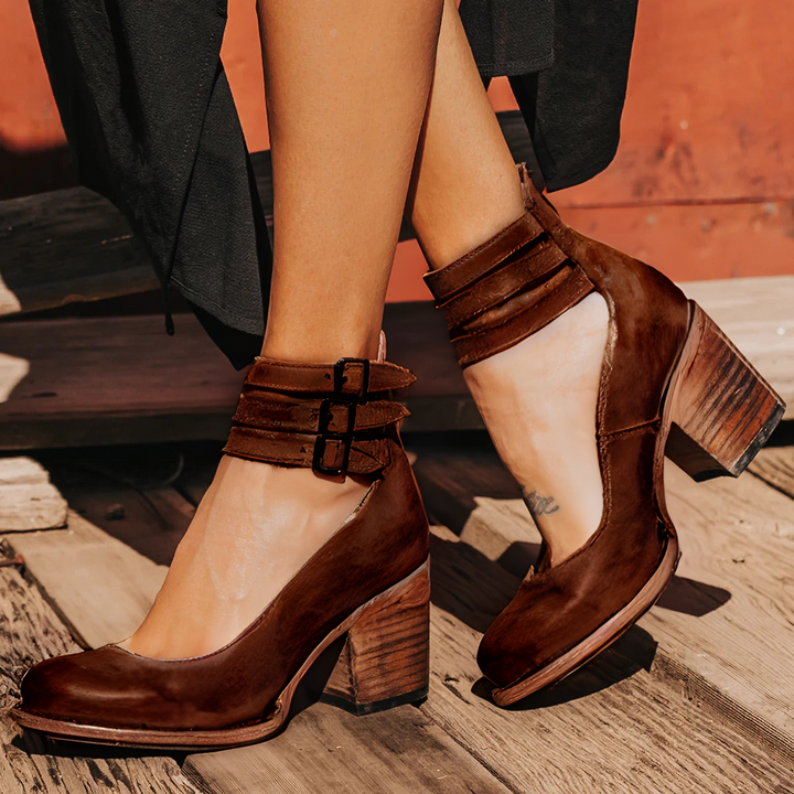 Simone | Chic Western-Style Ankle Boots