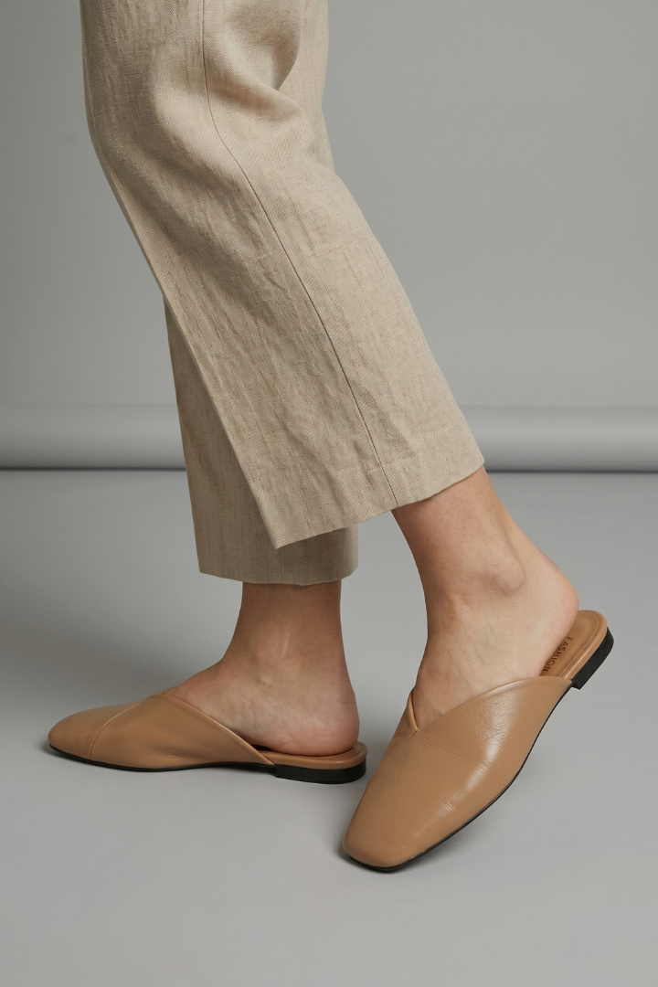 Ora | Slip-On Leather Sandals