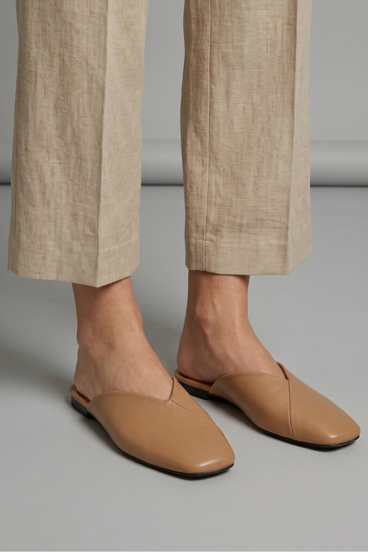 Ora | Slip-On Leather Sandals