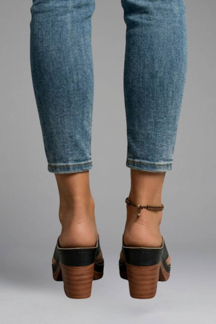 Uma | Block-Heel Sandals