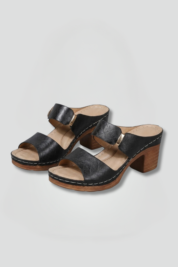 Una | Block-Heel Sandals