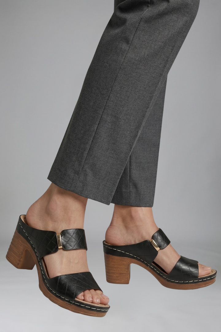 Una | Block-Heel Sandals