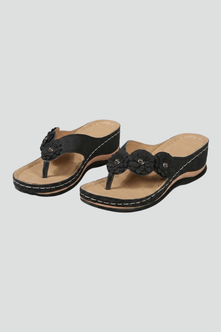 Thea | Slip-On Sandals