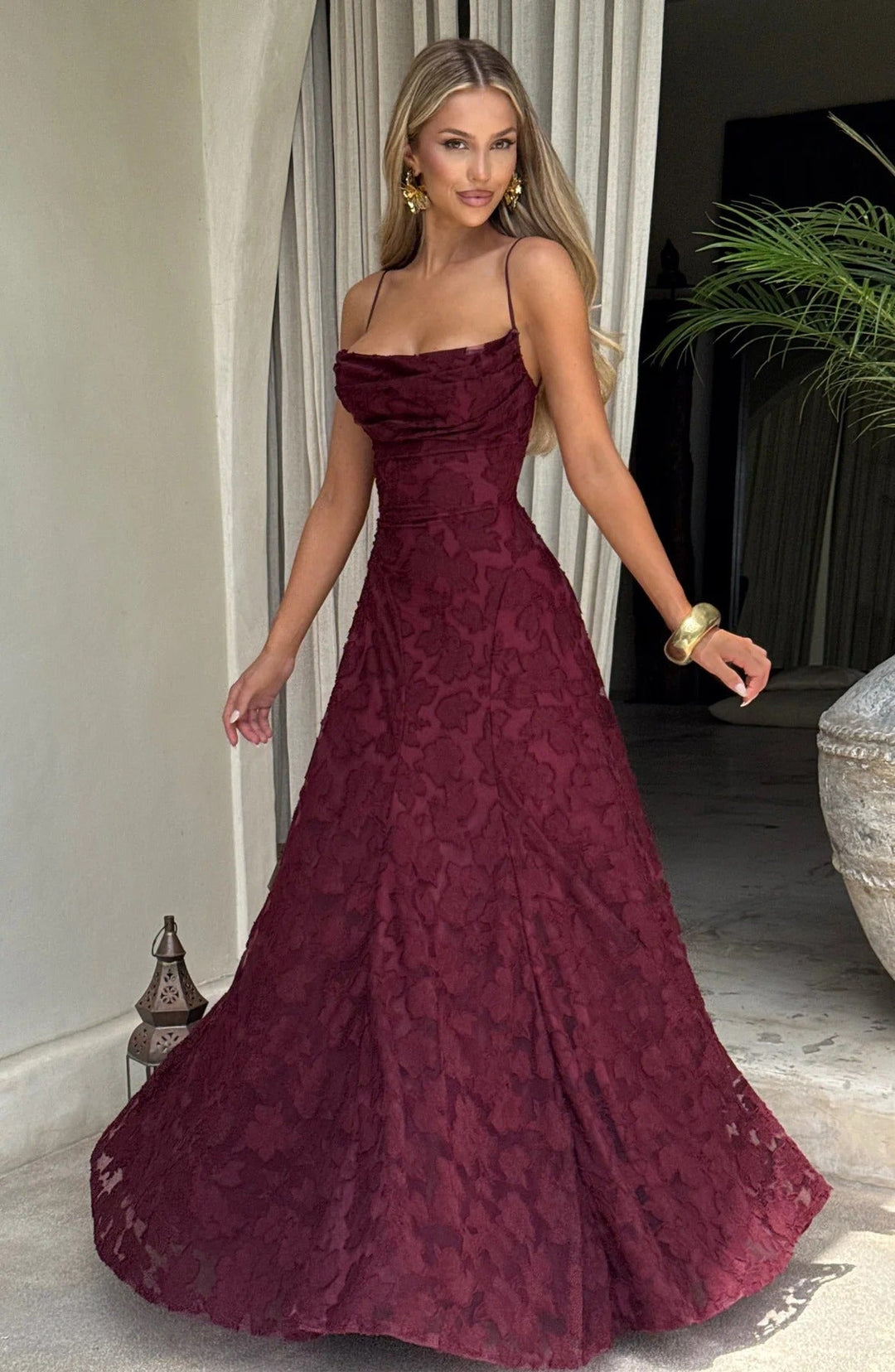 Briar | Dress Maxi in Lace Floral a Linea ad Un