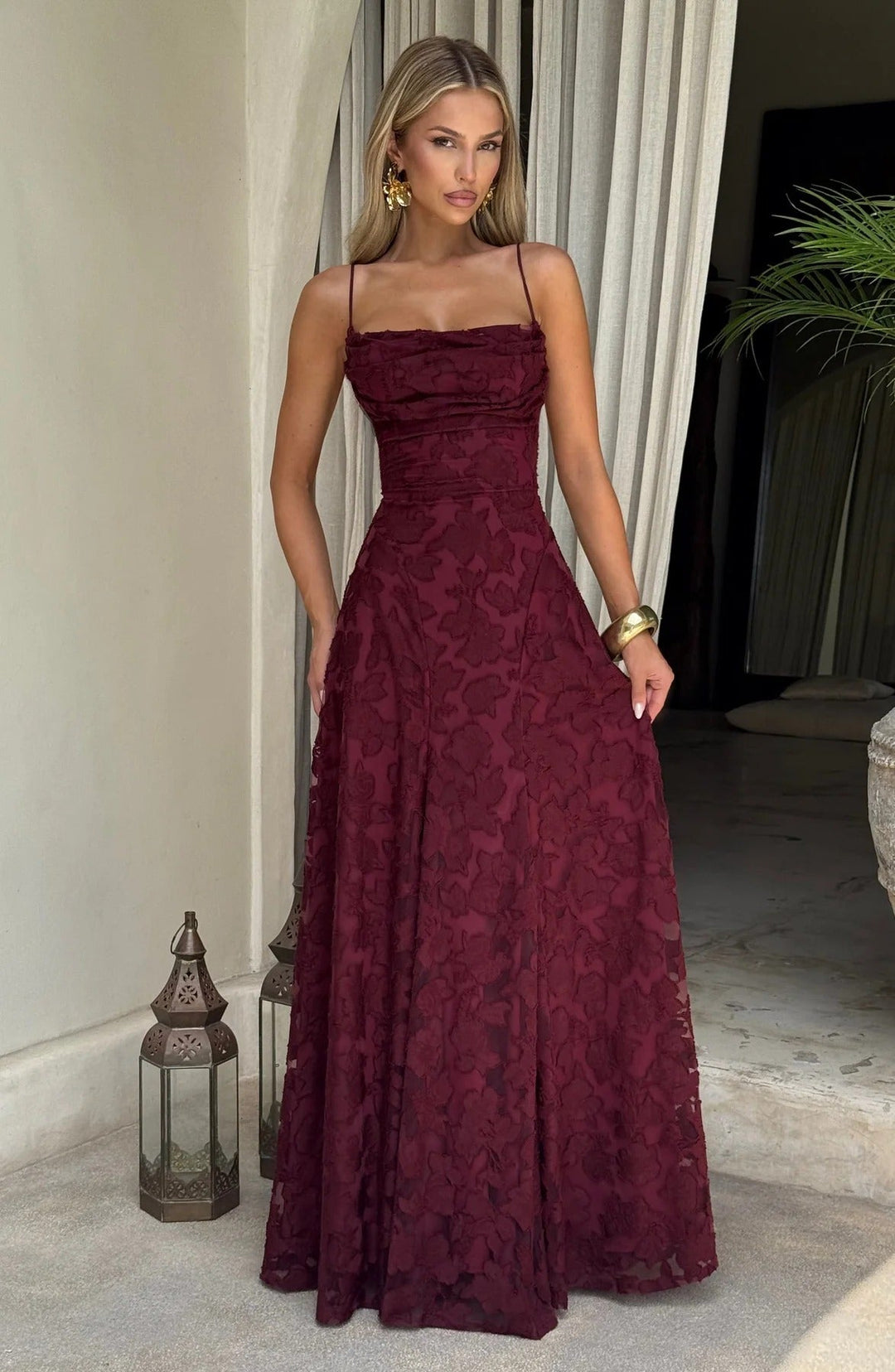 Briar | Dress Maxi in Lace Floral a Linea ad Un