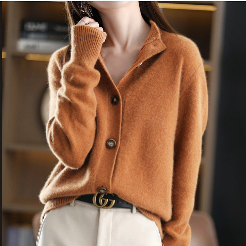 ELARA | Luxe Buttoned Sweater - 