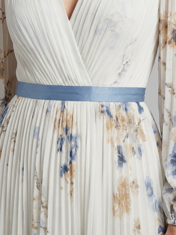 Clementine | Unhurried Floral V Neck Maxi Dress