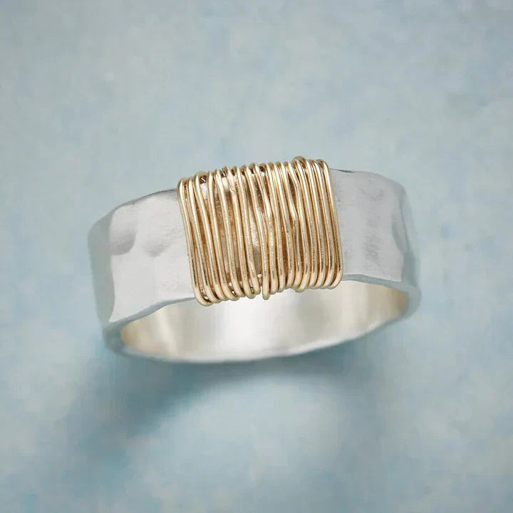 Timeless Vintage Ring in Gold & Silver