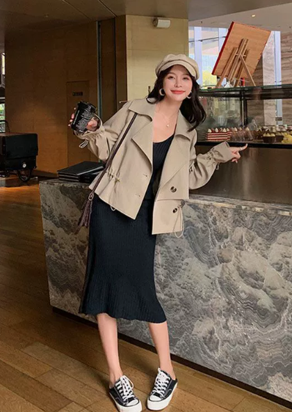 Lena | Chic Short Trench Coat - Khaki