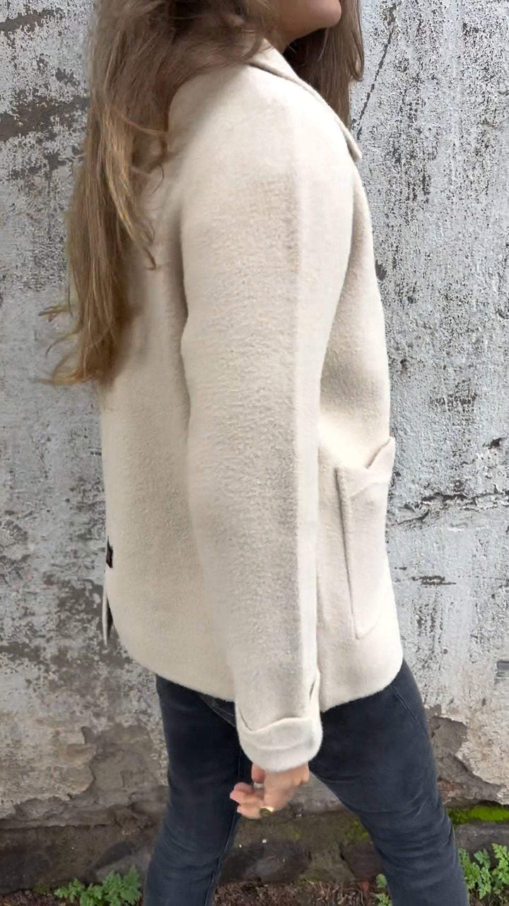 Enza | Cozy Winter Coat