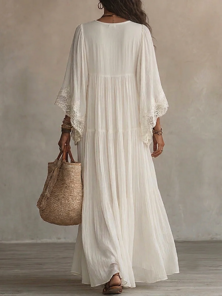 Adelaida | Abito lungo in chiffon color avorio con maniche a pipistrello e pizzo bianco