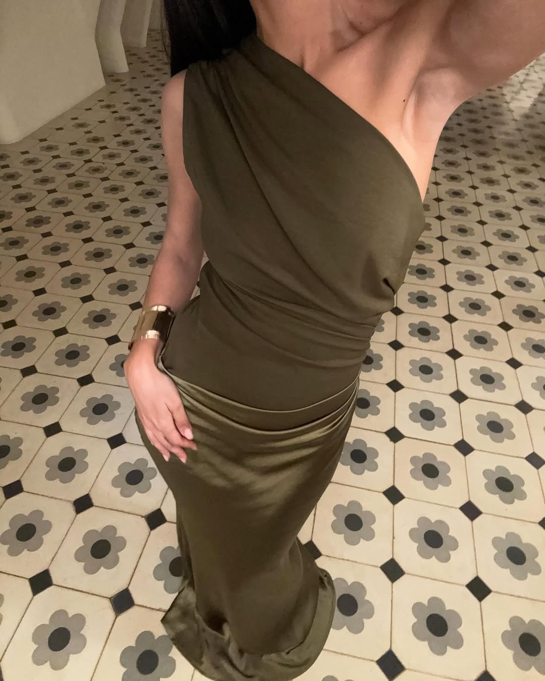 Kaelyn | Dress Maxi in Raso One-Shoulder Arricciato