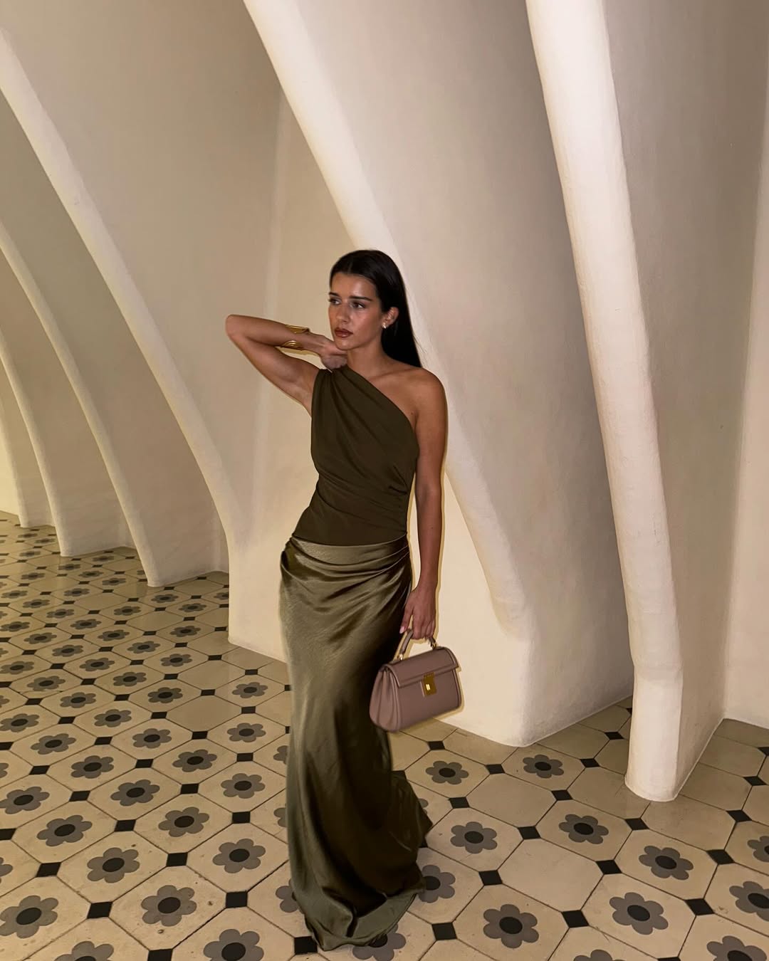 Kaelyn | Dress Maxi in Raso One-Shoulder Arricciato