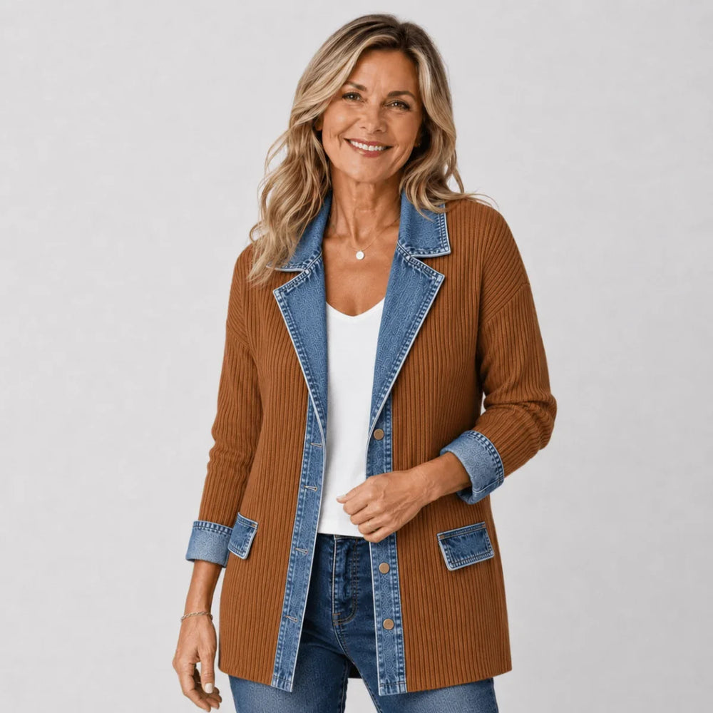 Iona | Effortlessly Chic Relaxed Denim Jacket - Brown